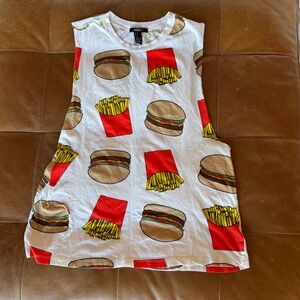 🍔 & 🍟 tank top- lean into that summer bbq vibe! Sz m.